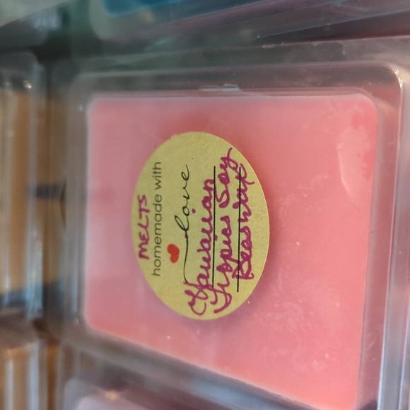 Hand poured soy wax melts - Picture 3 of 13